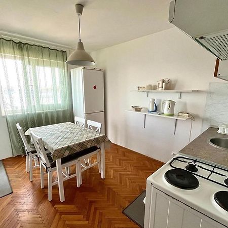 Apartments By The Sea Maslinica, Solta - 774 Grohote エクステリア 写真